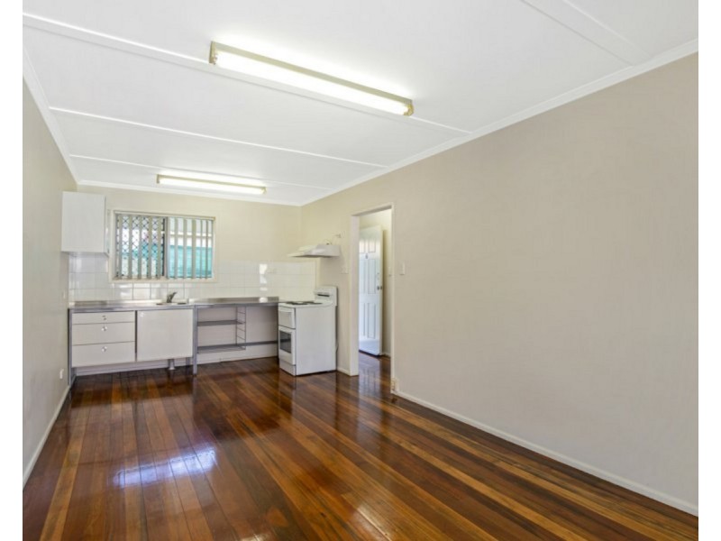 4/16 Norman Drive, Chermside QLD 4032