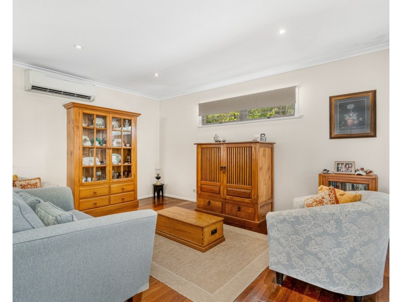 4 Kaiyar Street, Chermside West QLD 4032