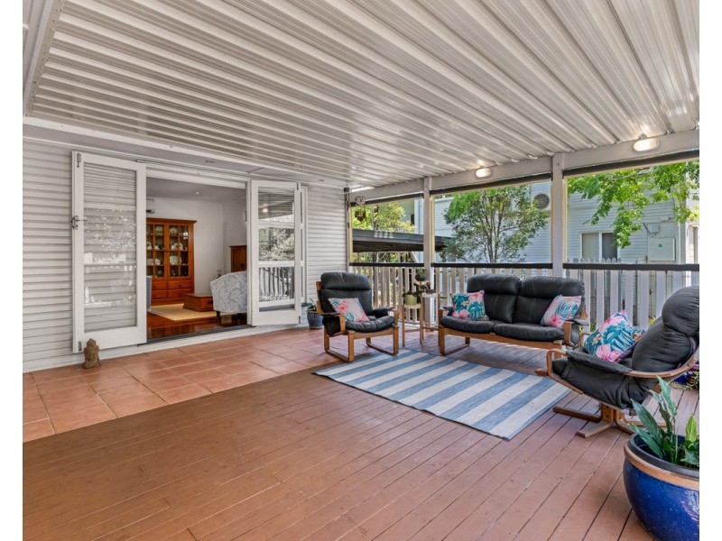 4 Kaiyar Street, Chermside West QLD 4032