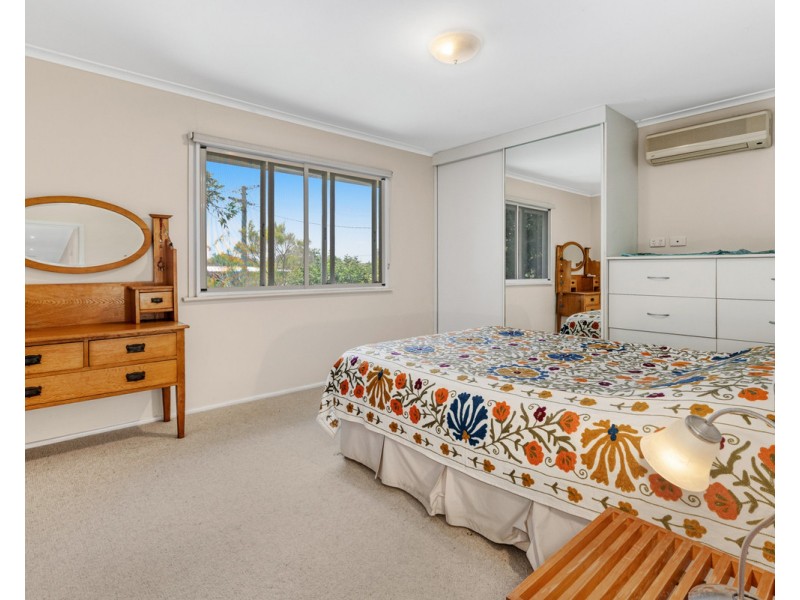 4 Kaiyar Street, Chermside West QLD 4032