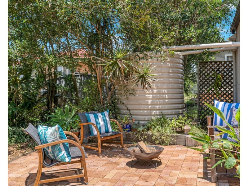 4 Kaiyar Street, Chermside West QLD 4032