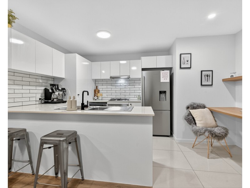 2304/19 Playfield Street, Chermside QLD 4032