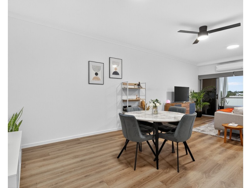 2304/19 Playfield Street, Chermside QLD 4032