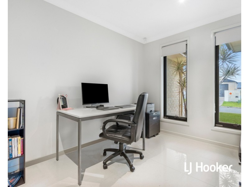 27 Pressland Street, Carseldine QLD 4034