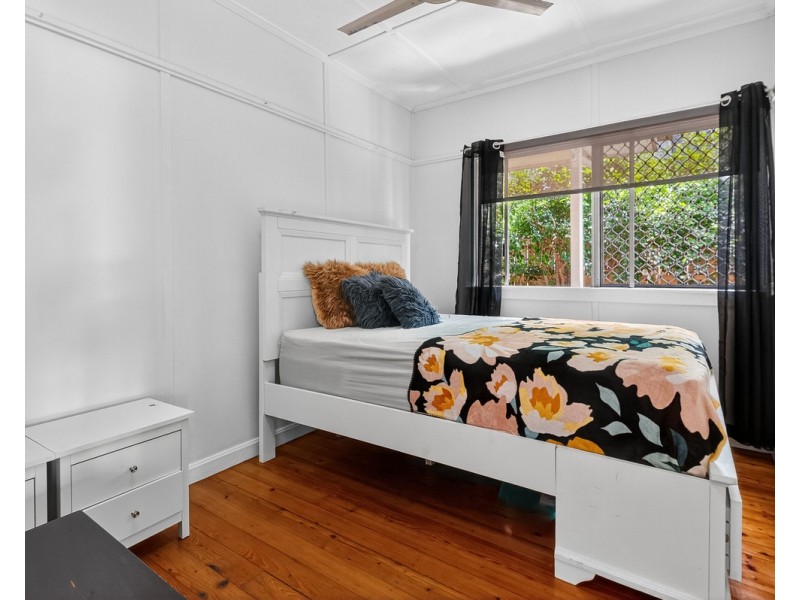 22 Crowley Street, Zillmere QLD 4034