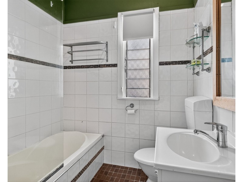 22 Crowley Street, Zillmere QLD 4034