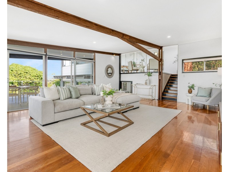 8 Koolewong Street, Stafford Heights QLD 4053