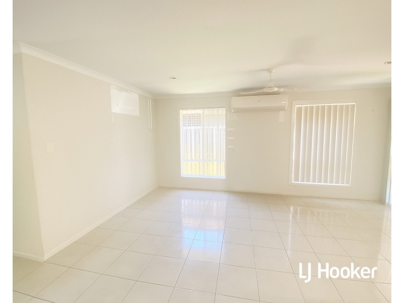 8 Cape Arid Park Way, Fitzgibbon QLD 4018