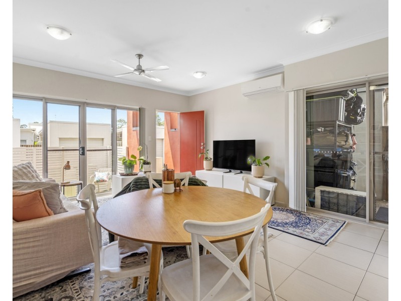 26 Jenolan Lane, Fitzgibbon QLD 4018