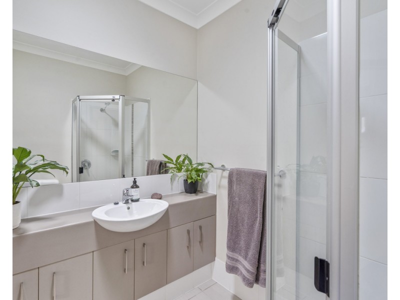 26 Jenolan Lane, Fitzgibbon QLD 4018
