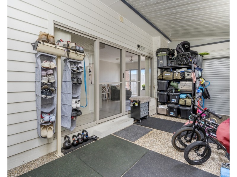 26 Jenolan Lane, Fitzgibbon QLD 4018