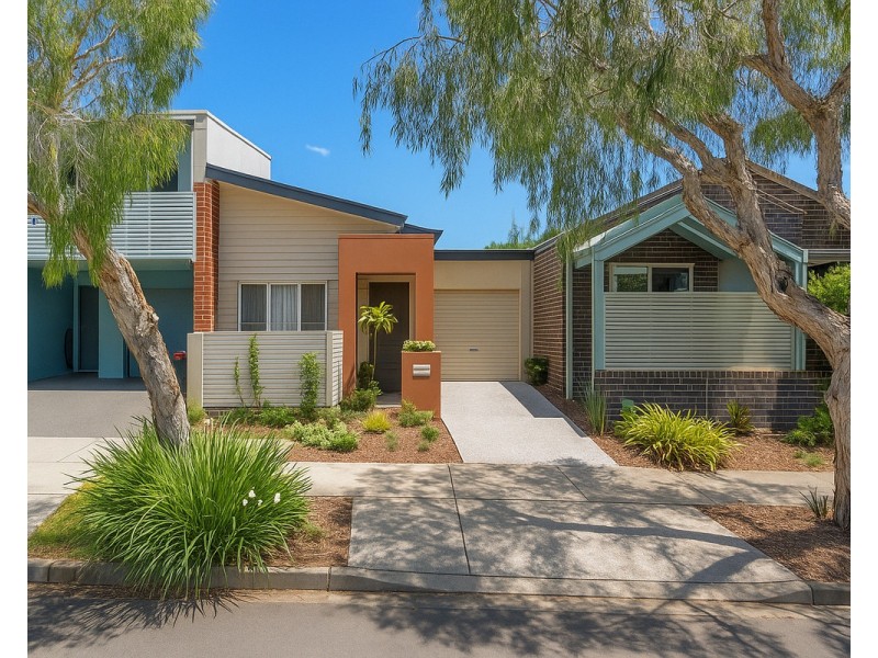 6 Cocoparra Place, Fitzgibbon QLD 4018