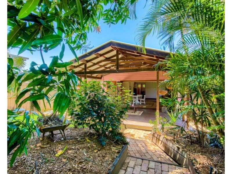 94 Sixth Avenue, Windsor QLD 4030