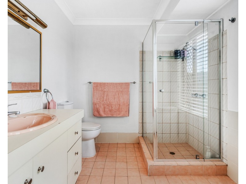 44 Ashley Road, Chermside West QLD 4032