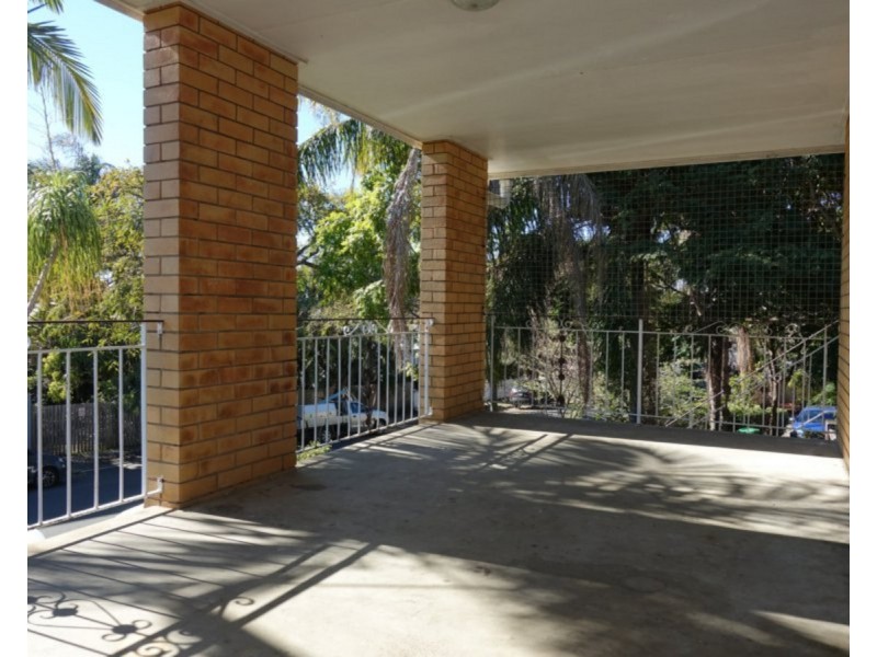 1/27 Collins Street, Clayfield QLD 4011