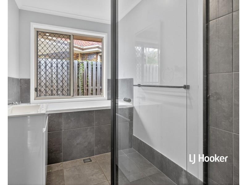 2 River Gum Close, Fitzgibbon QLD 4018