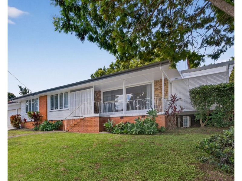 1 Pacific Street, Chermside West QLD 4032