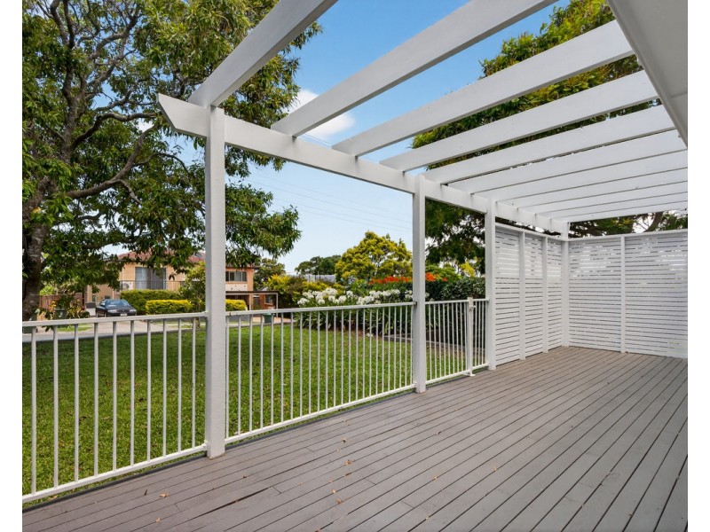1 Pacific Street, Chermside West QLD 4032
