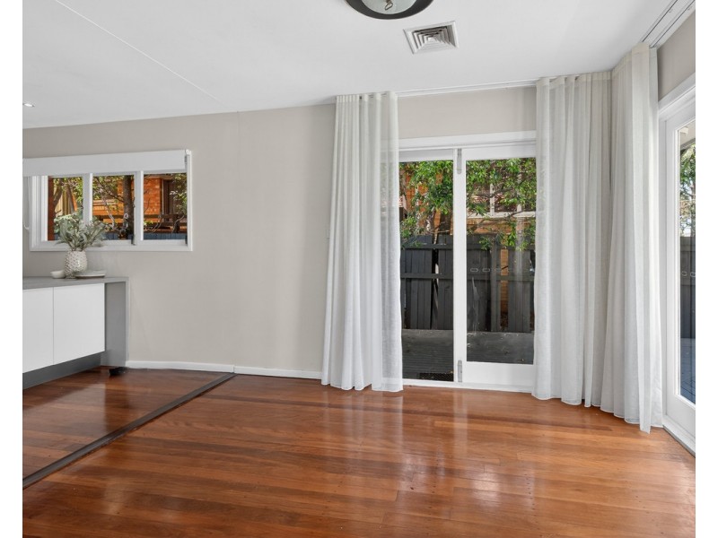 1 Pacific Street, Chermside West QLD 4032