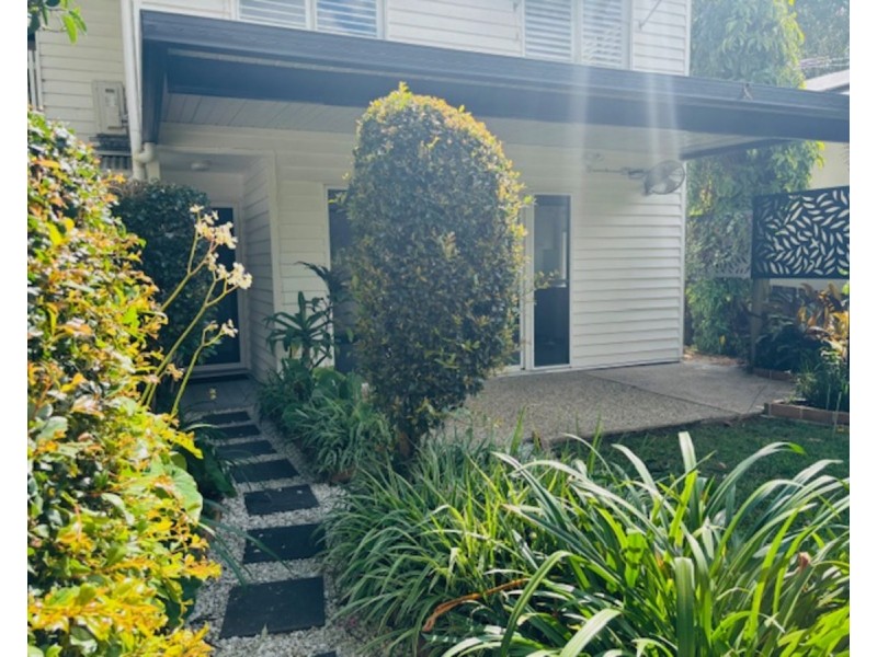 33 Soudan Street, Bardon QLD 4065