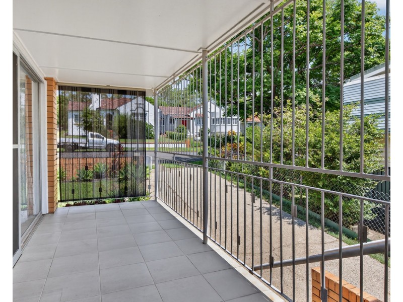 25 Turrana Street, Stafford Heights QLD 4053