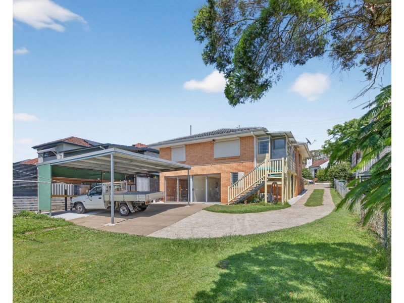 25 Turrana Street, Stafford Heights QLD 4053