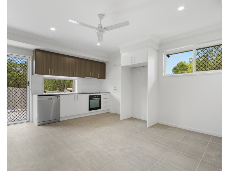 2/127 Maundrell Terrace, Chermside West QLD 4032