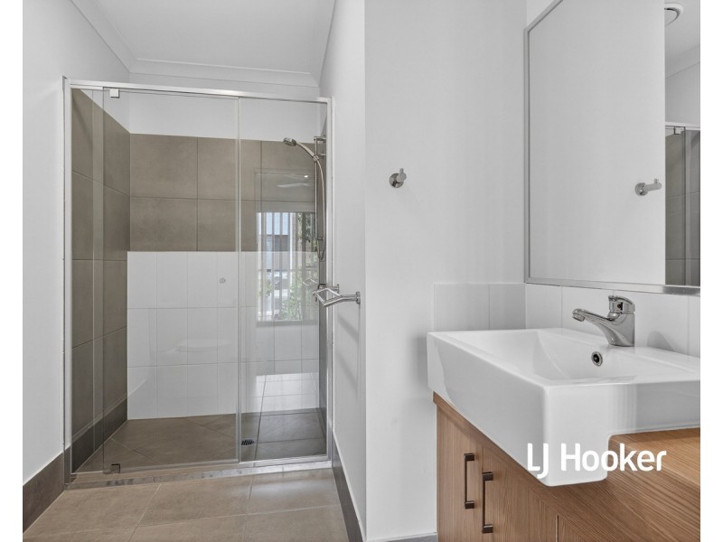 8 Corymbia Street, Carseldine QLD 4034