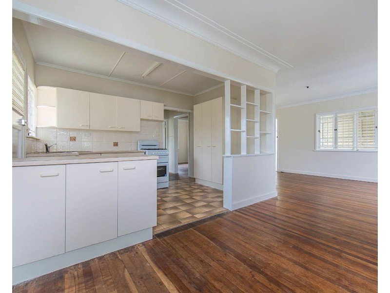 36 Curwen Terrace, Chermside QLD 4032