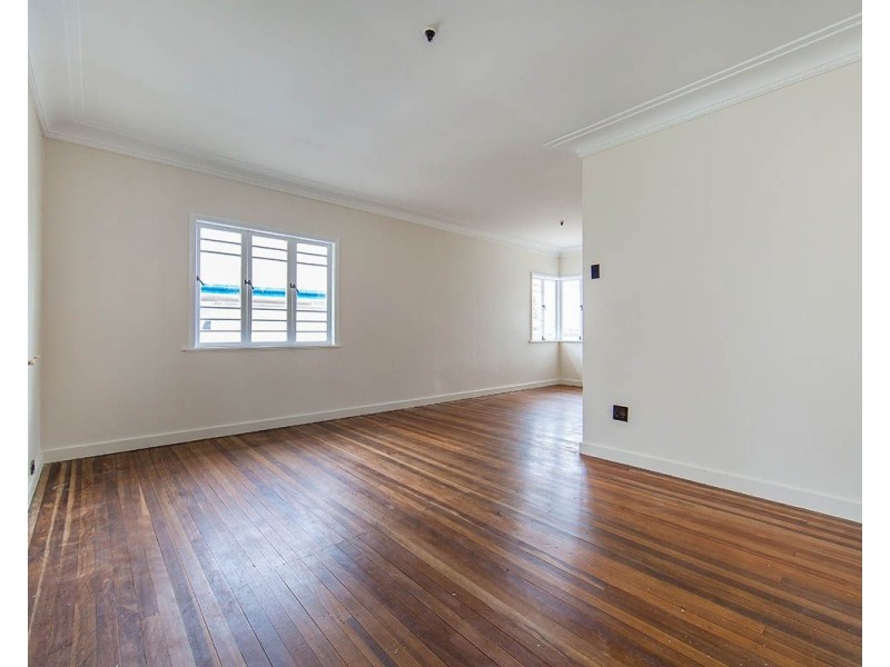 36 Curwen Terrace, Chermside QLD 4032
