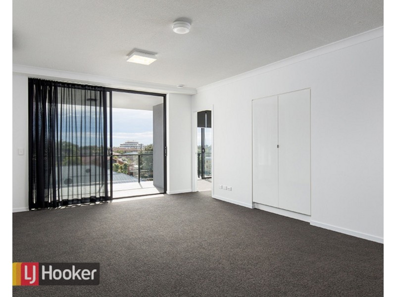 404/59-61 Latham Street, Chermside QLD 4032