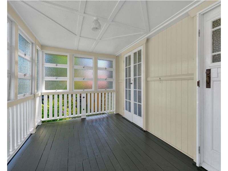 22 Jackson Street, Hamilton QLD 4007