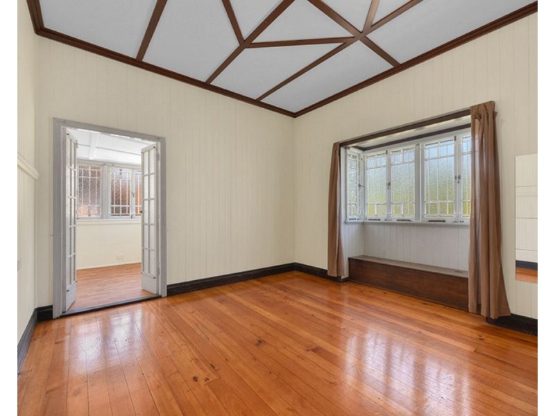 22 Jackson Street, Hamilton QLD 4007