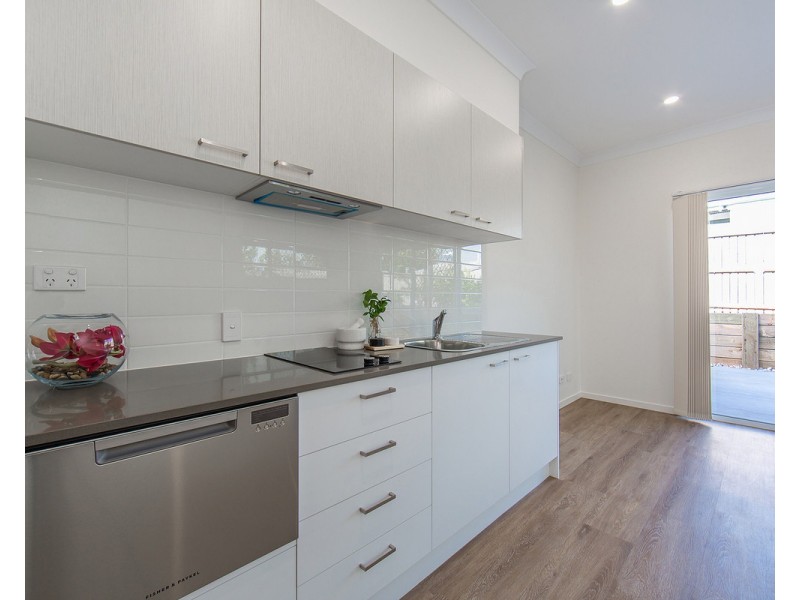 2/516 Rode Road, Chermside QLD 4032