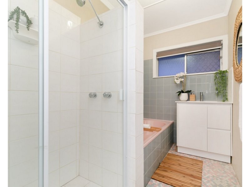 35 Bramcote Street, Chermside West QLD 4032