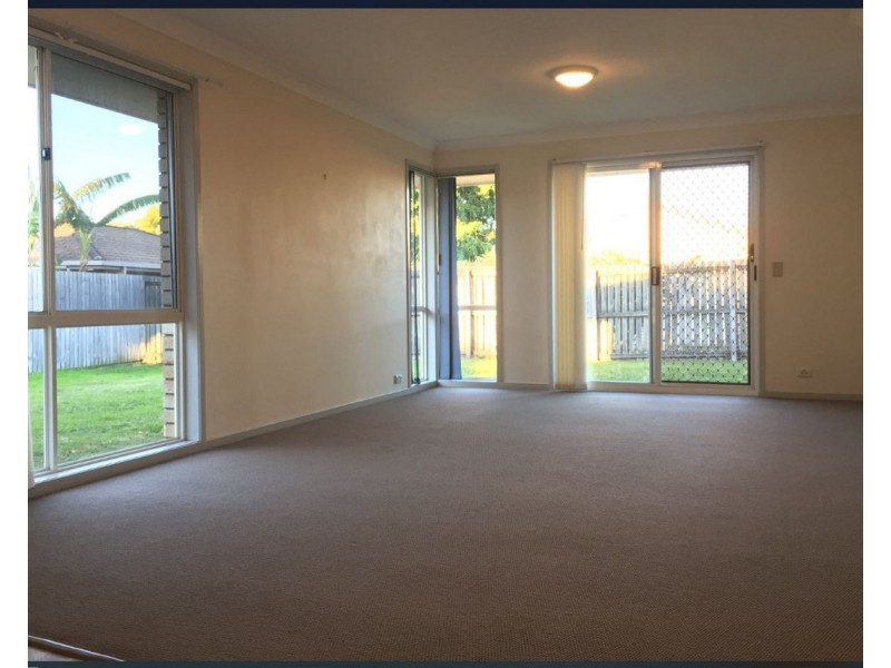 28 Silkyoak Circuit, Fitzgibbon QLD 4018