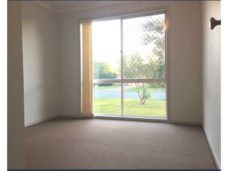 28 Silkyoak Circuit, Fitzgibbon QLD 4018