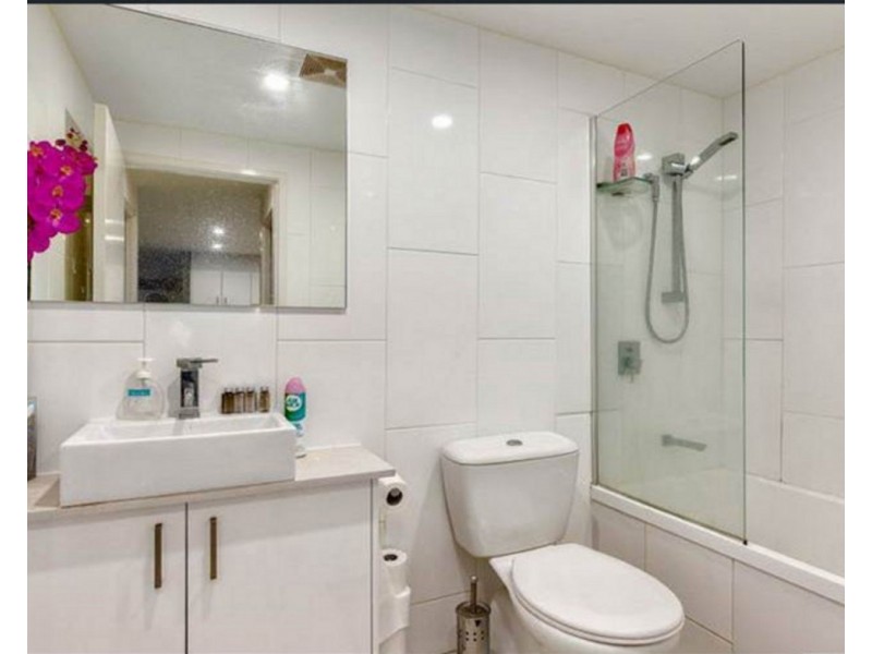 207/20 Playfield Street, Chermside QLD 4032