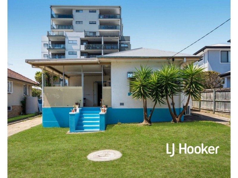 21 Western Avenue, Chermside QLD 4032