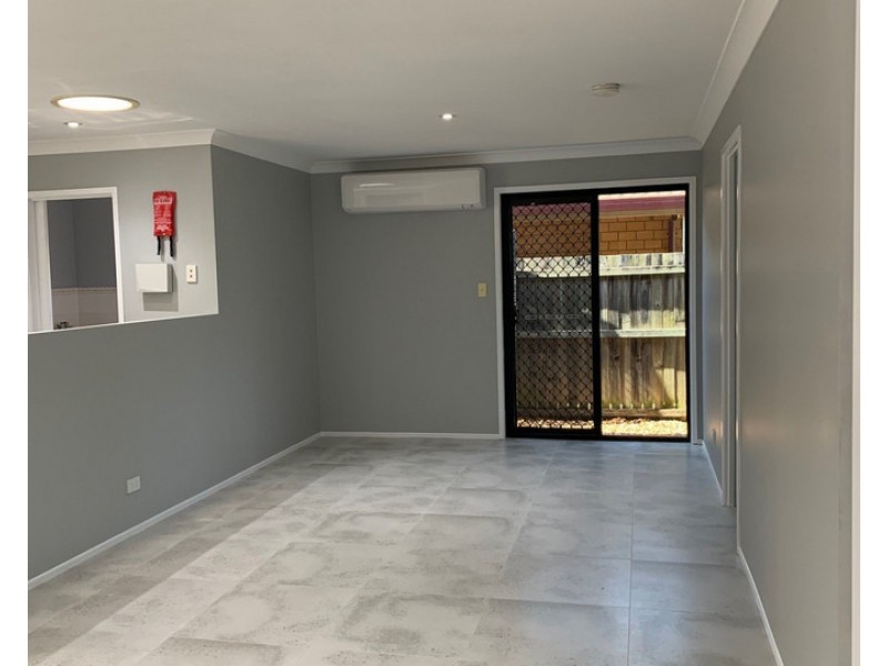 1/53 Lilly Pilly Crescent, Fitzgibbon QLD 4018