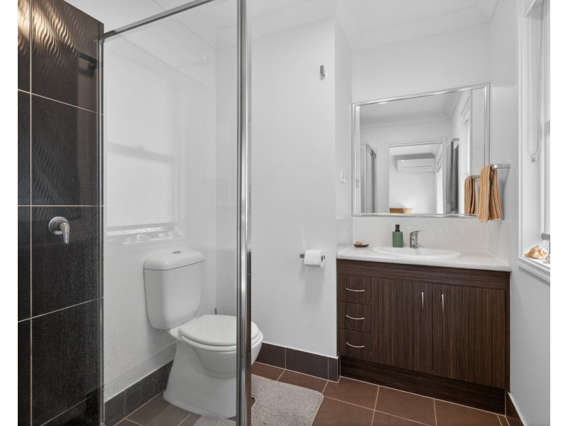 8 Serpentine Close, Fitzgibbon QLD 4018