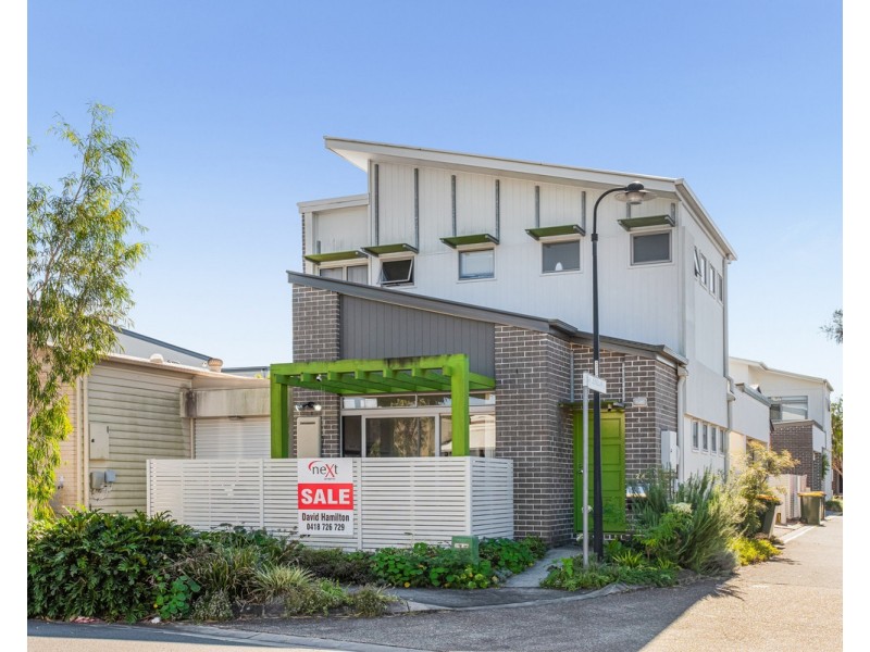 24 Cocoparra Place, Fitzgibbon QLD 4018