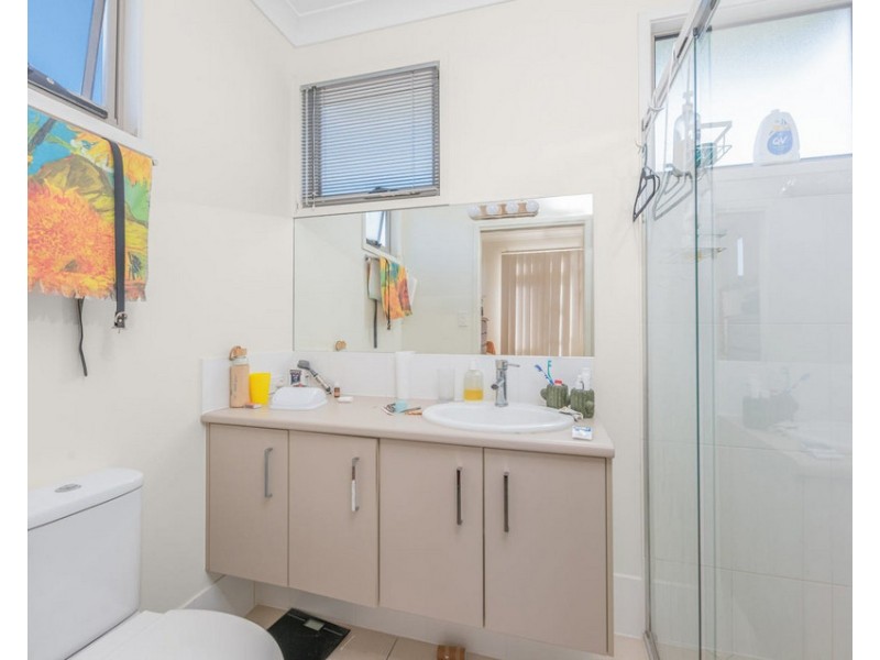 24 Cocoparra Place, Fitzgibbon QLD 4018