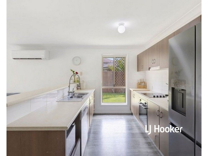 22 Eureka Street, North Lakes QLD 4509