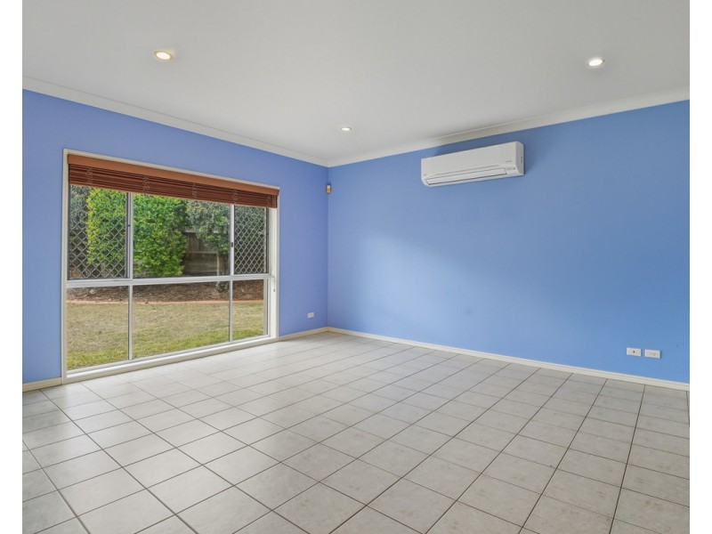 9 Ford Close, Mcdowall QLD 4053