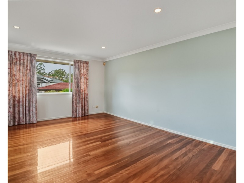 9 Ford Close, Mcdowall QLD 4053