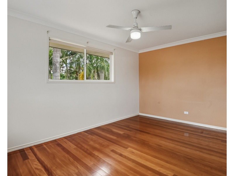 9 Ford Close, Mcdowall QLD 4053