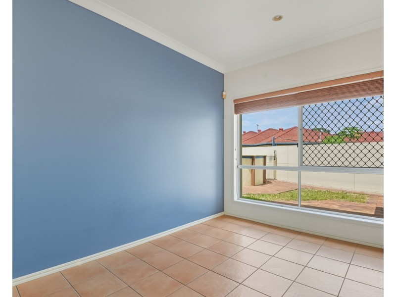 9 Ford Close, Mcdowall QLD 4053