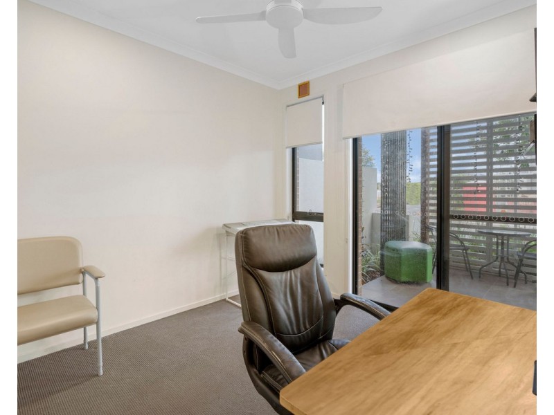 36 Angophora Street, Carseldine QLD 4034