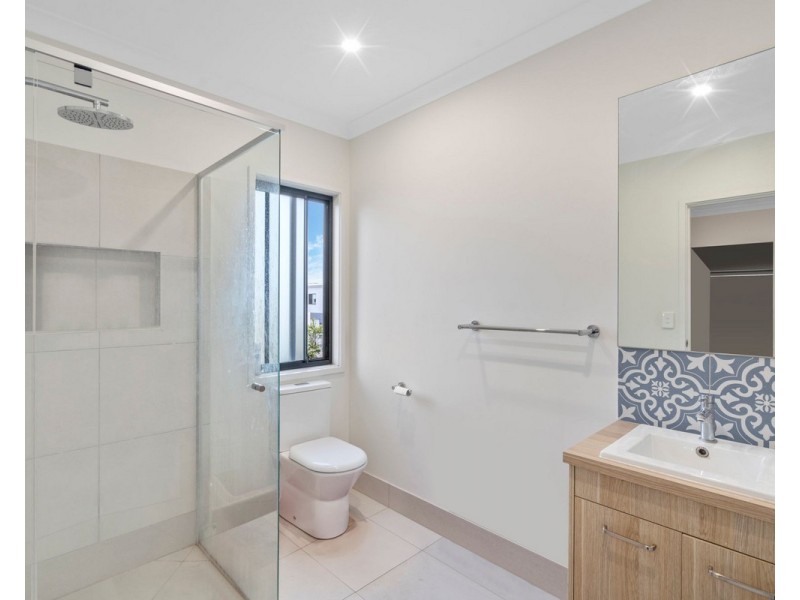 36 Angophora Street, Carseldine QLD 4034